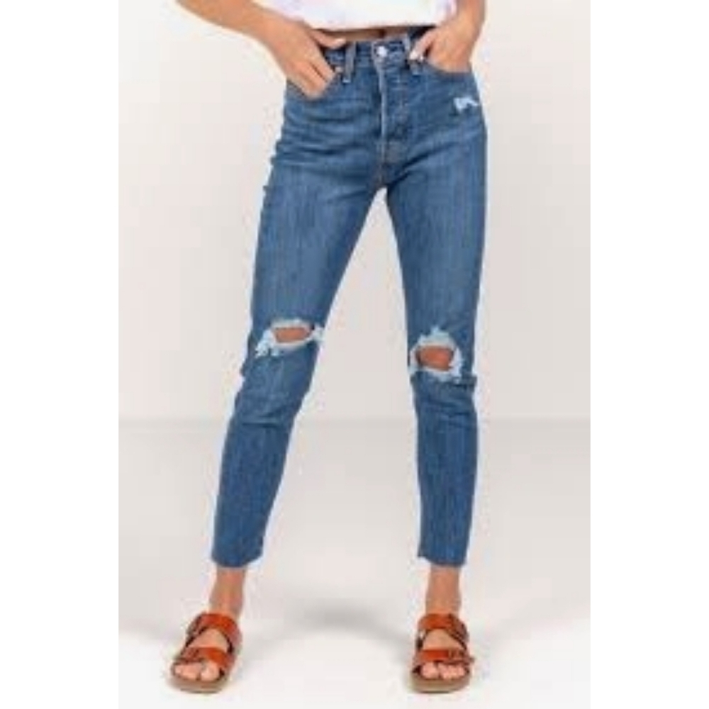 LEVI'S WEDGIE SKINNY CROP JEANS